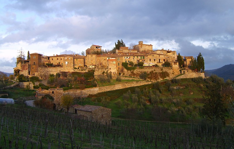 Borghi d'autore lungo la via del Chianti