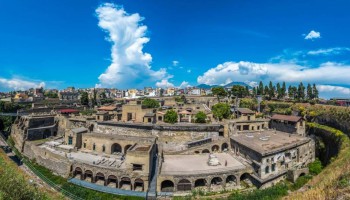 Ercolano Napoli e Reggia di Caserta