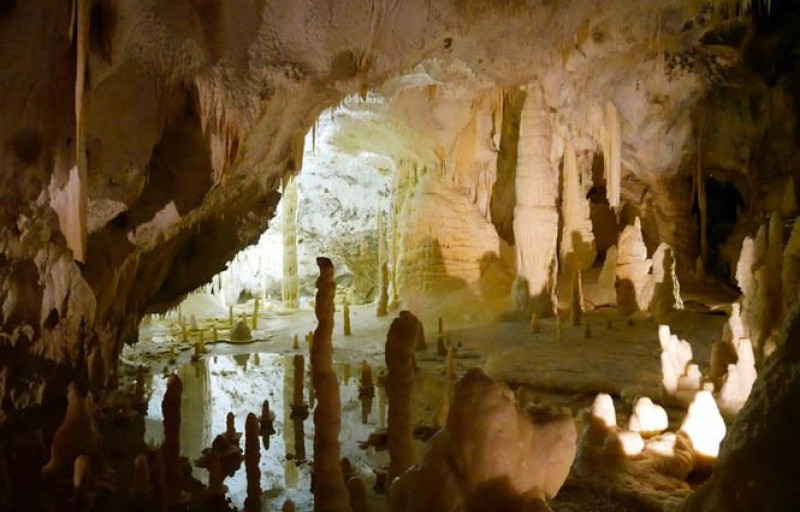 Grotte di Frasassi e Gubbio