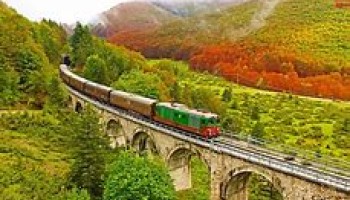 TRENINO ROSSO DEL BERNINA _ Magia d’inverno 