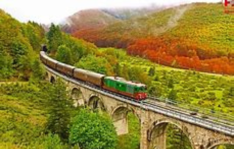 TRENINO ROSSO DEL BERNINA _ Magia d’inverno 