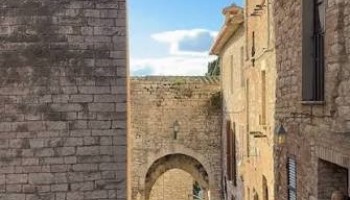 Umbria delle tradizioni: Corciano, Perugia, Spello