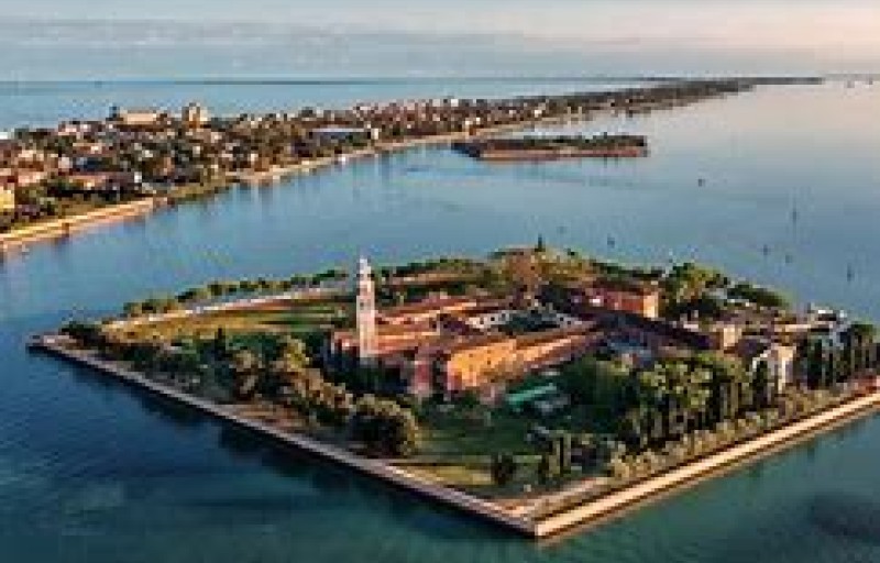 Venezia e l’esclusiva isola di San Lazzaro degli Armeni 
