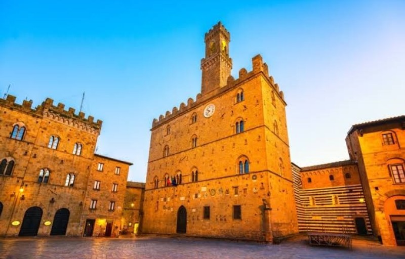 Volterra, terra degli Etruschi